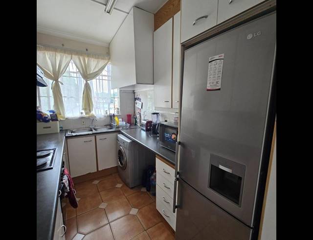 2 BEDROOM APARTMENT FOR SALE IN LYNDHURST